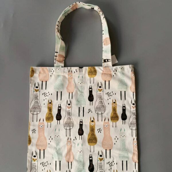 shopping bag with alpaca print