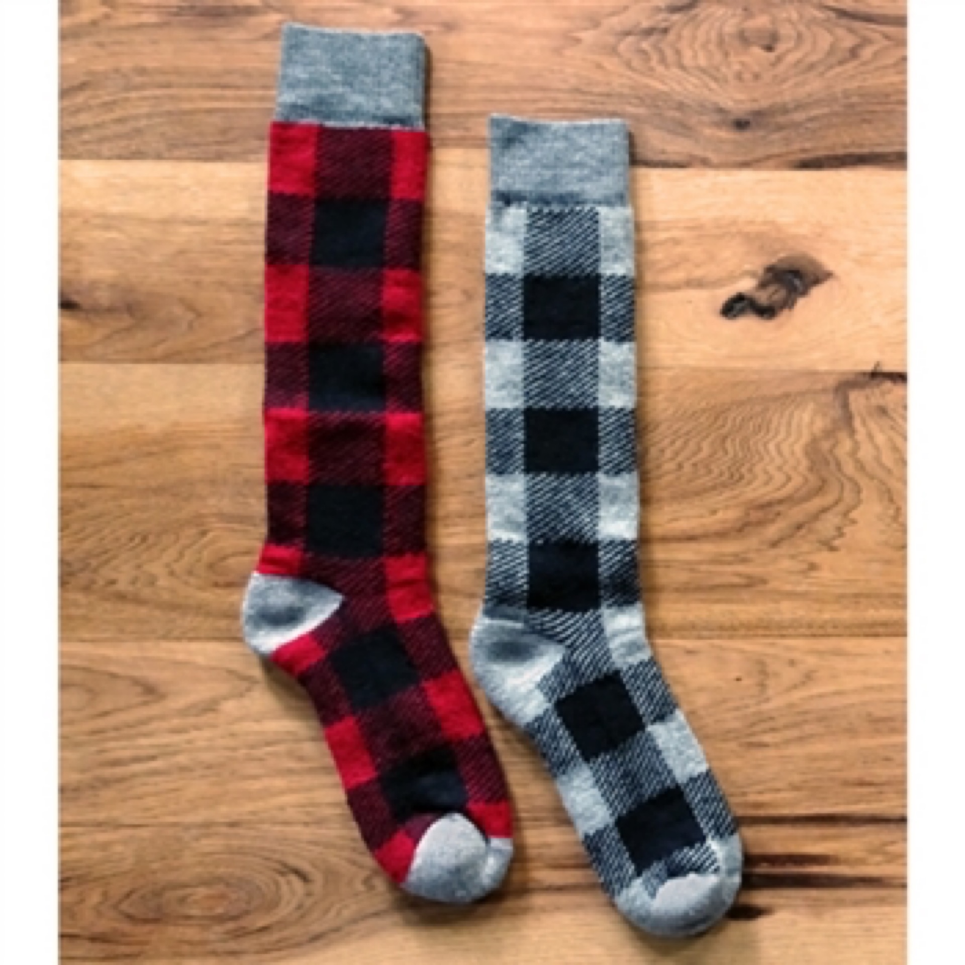 alpaca plaid sock red and black