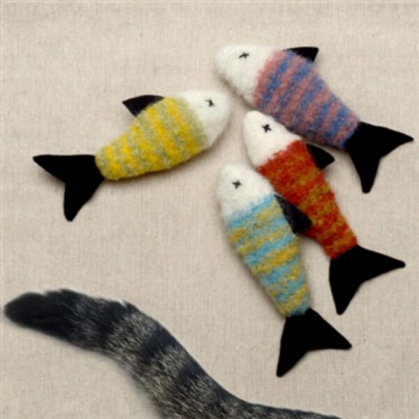 alpaca cat toy fish